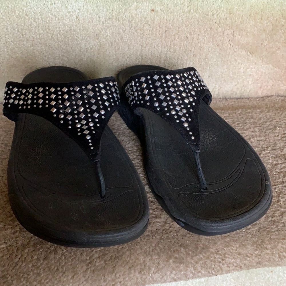 Fltflop flip flop size 9 black with studs